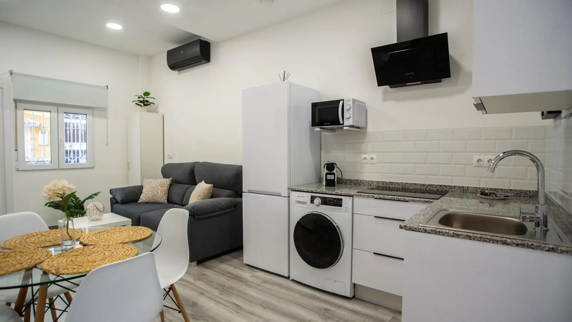 Apartamentos Linersol Màlaga 0*,  Španělsko